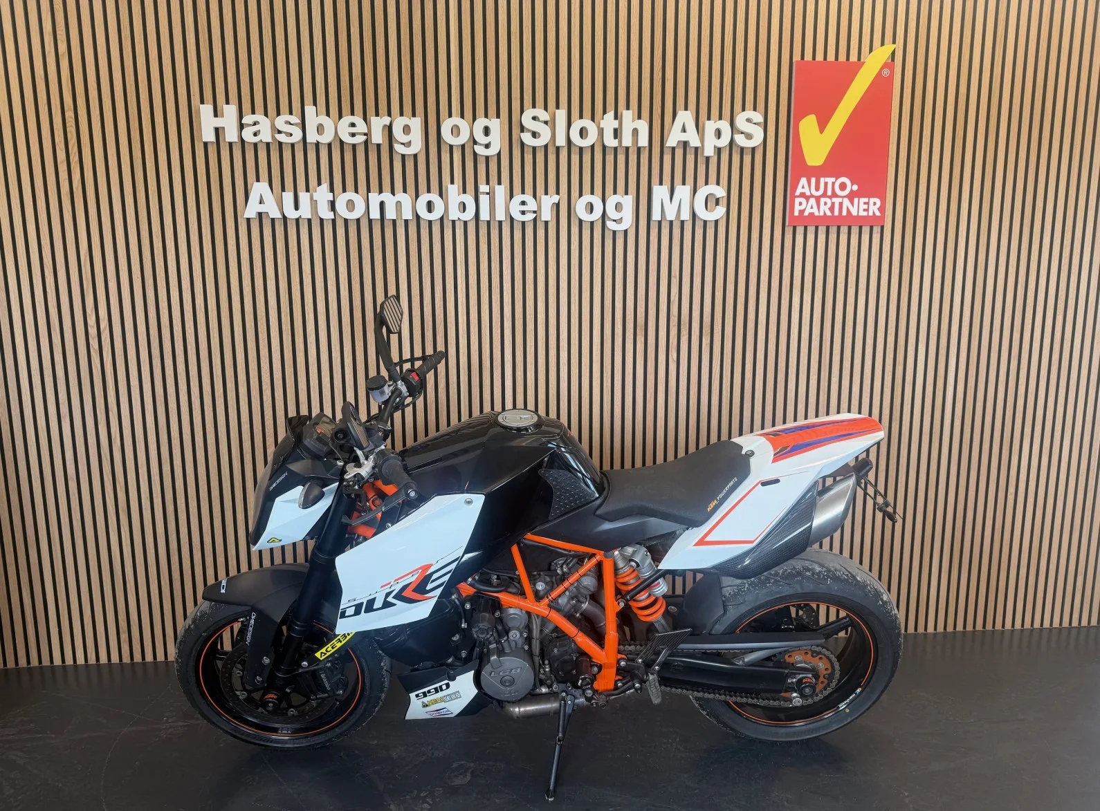 KTM 990 Super Duke R Streetbike 2009 til salg på MChandel